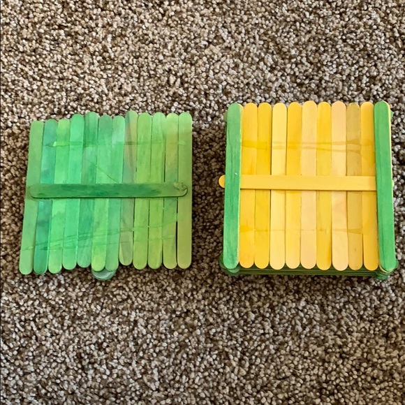 Box: 🍀 - Picture 3 of 3